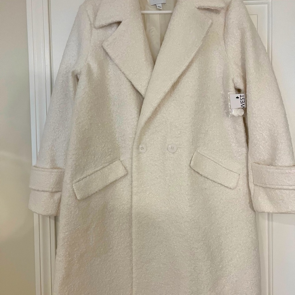 Ladies Winter white boucle coat new w tags